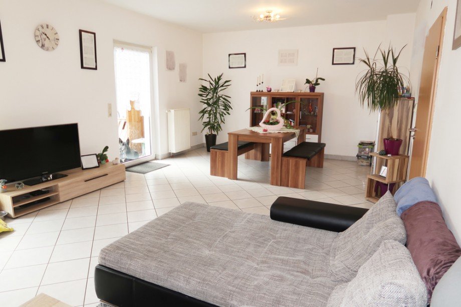 Wohnzimmer Doppelhaush�lfte Oebisfelde / Niendorf