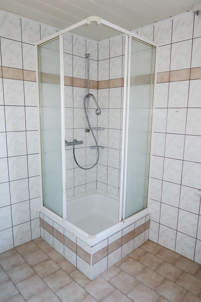 Bad EG Dusche Einfamilienhaus Gifhorn