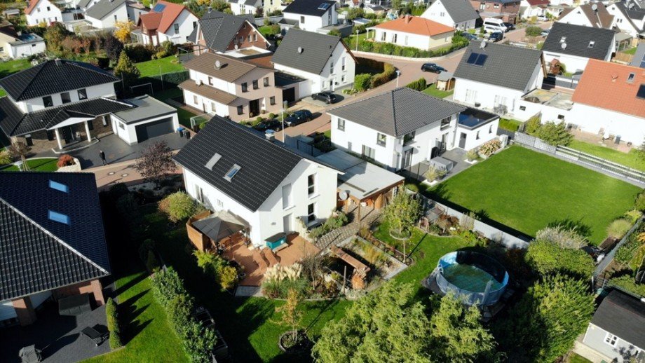 Luftbildaufnahme Einfamilienhaus Wolfsburg / Ehmen