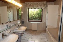 Bad **possiel makes it possible** S�lfeld! Bungalow mit Keller und ausgebautem Dachgeschoss in guter Wohnlage