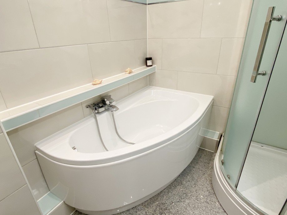 Badewanne Etagenwohnung Wolfsburg / Laagberg
