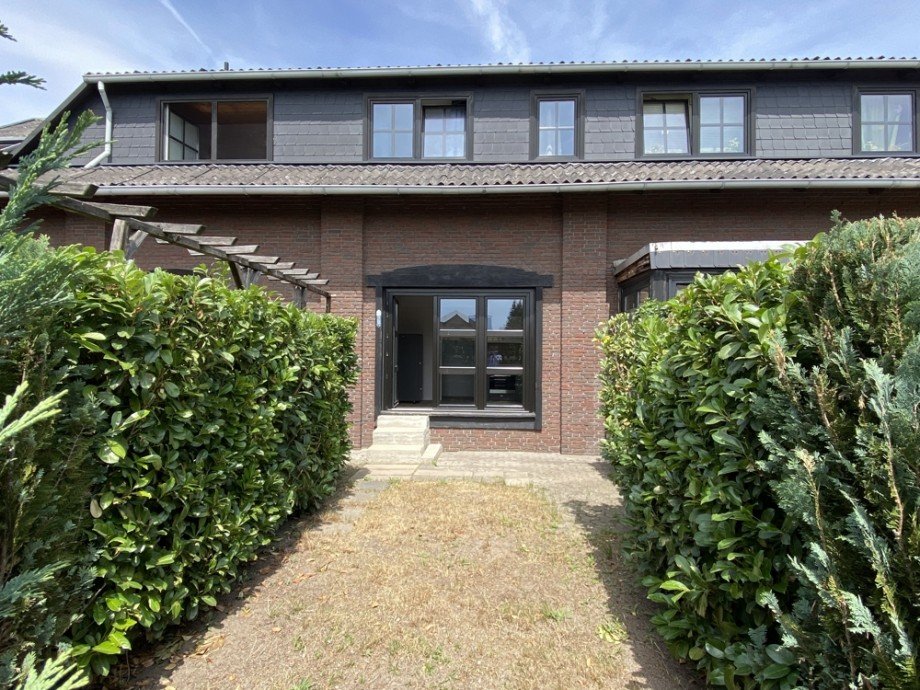 Garten zum Haus Erdgeschosswohnung Osloss