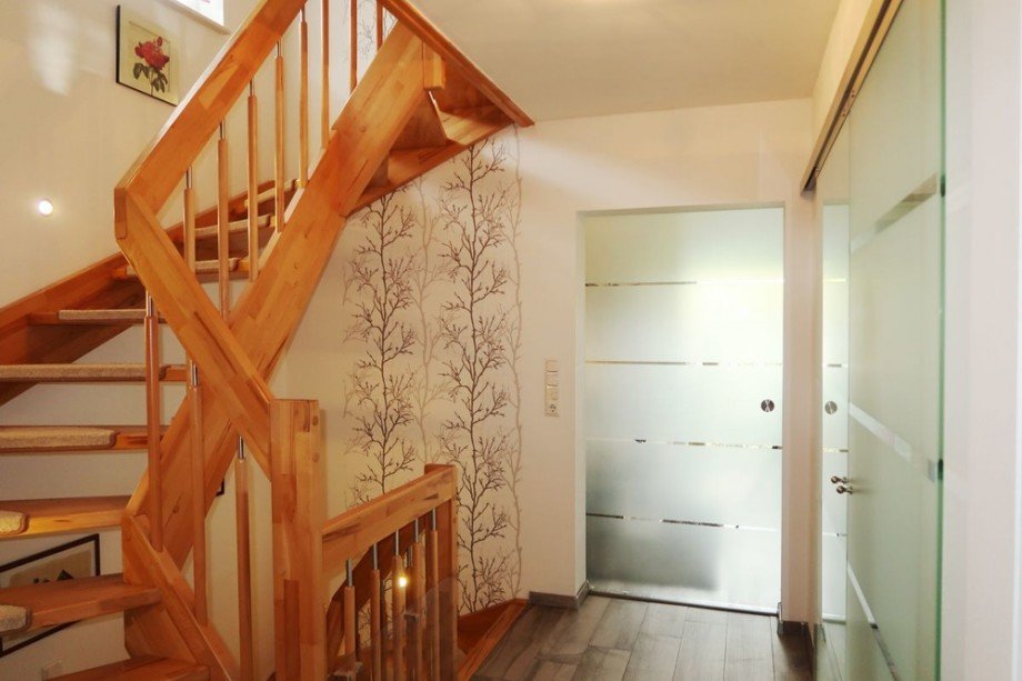 Flur EG Blick K�che Wohnen Einfamilienhaus Wolfsburg / Ehmen
