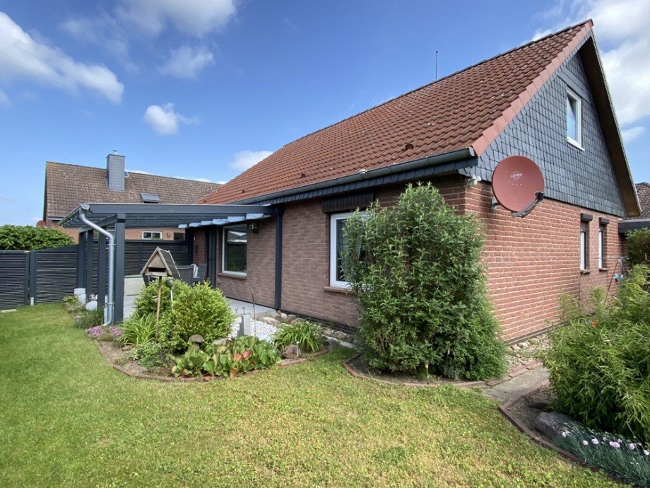 S�dost Ansicht Einfamilienhaus Wolfsburg