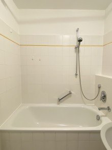 Bad2 **possiel makes it possible** Attraktive 2-Zimmer Maisonette Zentrum Fallersleben