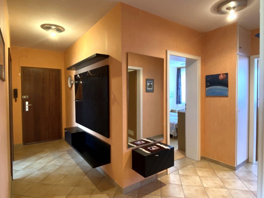 Flur1 Etagenwohnung Wolfsburg / Alt Wolfsburg